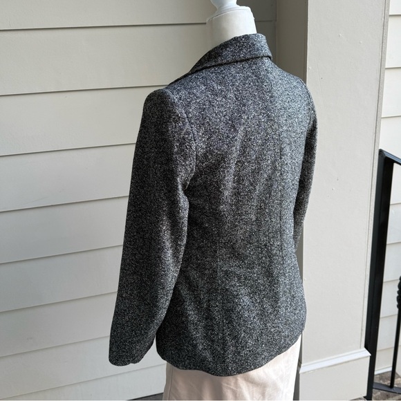 Talbots Silk & Wool Blazer Jacket Italian Fabric, Lined Size 4 - Picture 9 of 13